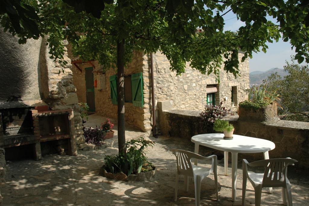 Casa Con Chimenea Y Vista Al Valle - Cal Valeriet Montsonis Exterior photo
